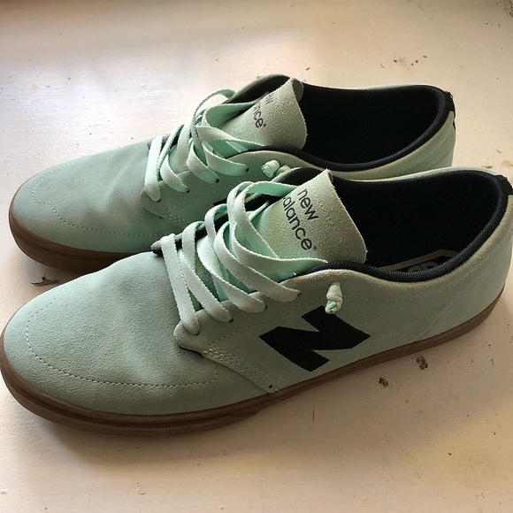 New Balance Shoes size 11.5 - Picture 1 of 4